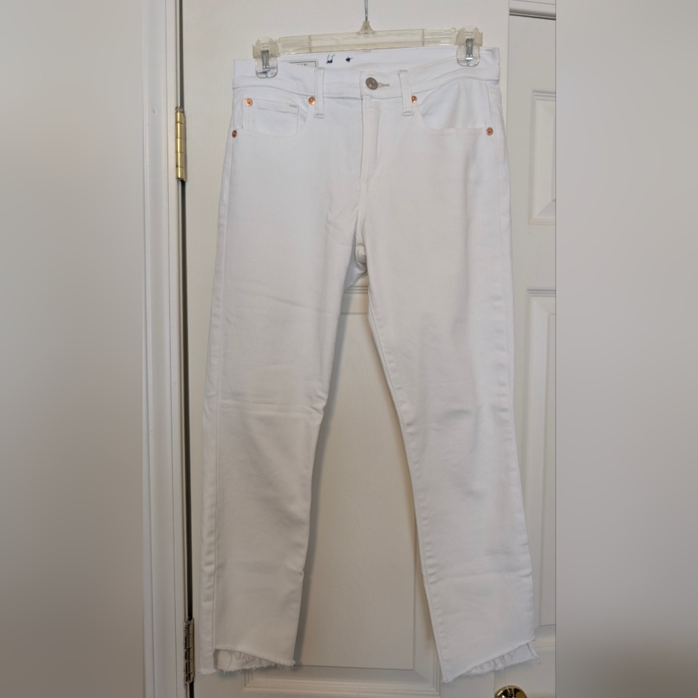 GAP True Skinny Mid Rise White Denim